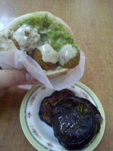 One of the many falafels we ate on our Falafelquest.
